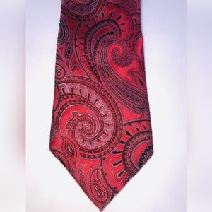 Donald J Trump Signature Collection Tie 100% Silk Red Paisley Design